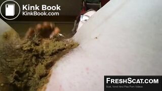 SCAT - Sexy girls Pooping 22