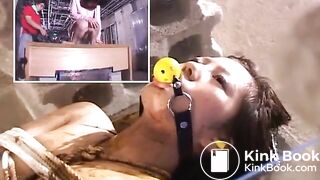 SCAT - Sexy girls Pooping 18