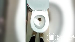SCAT - Sexy girls Pooping 25