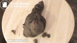 SCAT - Sexy girls Pooping 25