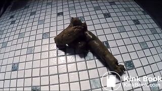 SCAT - Sexy girls Pooping 26