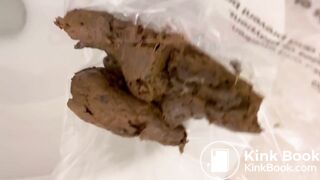 SCAT - Sexy girls Pooping 27
