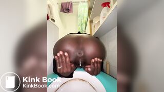 SCAT - Sexy girls Pooping 27