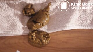 SCAT - Sexy girls Pooping 28