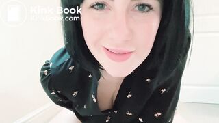 SCAT - Sexy girls Pooping 30
