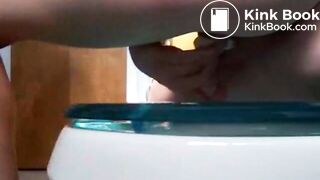 SCAT - Sexy girls Pooping 24