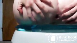 SCAT - Sexy girls Pooping 24