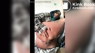 SCAT - Sexy girls Pooping 20