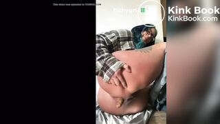 SCAT - Sexy girls Pooping 20