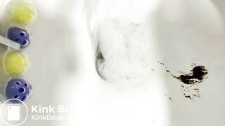 SCAT - Sexy girls Pooping 25