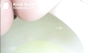 SCAT - Sexy girls Pooping 29