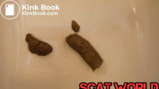 SCAT - Sexy girls Pooping 24