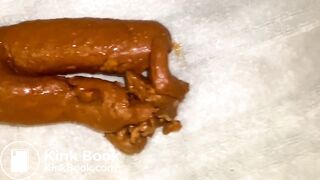 SCAT - Sexy girls Pooping 24