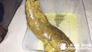 SCAT - Sexy girls Pooping 26