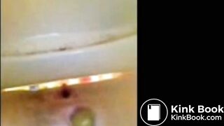 SCAT - Sexy girls Pooping 32