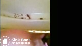 SCAT - Sexy girls Pooping 32