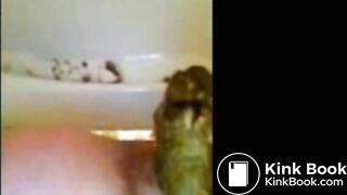 SCAT - Sexy girls Pooping 32