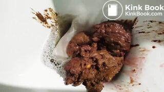 SCAT - Sexy girls Pooping 27