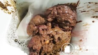 SCAT - Sexy girls Pooping 27