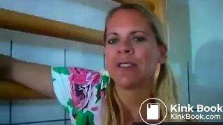 SCAT - Sexy girls Pooping 27