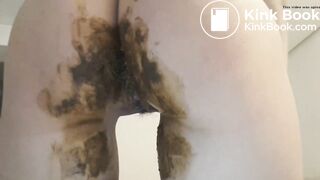 SCAT - Sexy girls Pooping 29