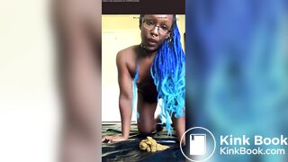 SCAT - Sexy girls Pooping 35