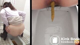 SCAT - Sexy girls Pooping 35