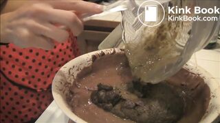 SCAT - Sexy girls Pooping 34