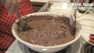 SCAT - Sexy girls Pooping 34