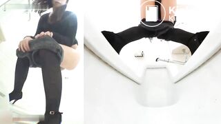 SCAT - Sexy girls Pooping 27