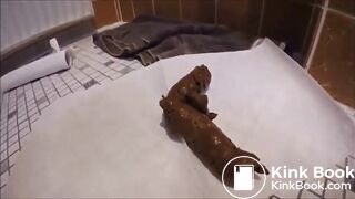 SCAT - Sexy girls Pooping 30