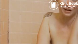 SCAT - Sexy girls Pooping 33