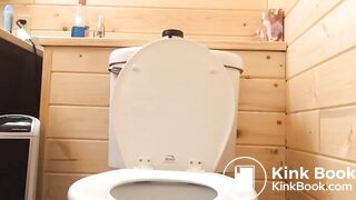 SCAT - Sexy girls Pooping 32