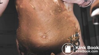 SCAT - Sexy girls Pooping 34