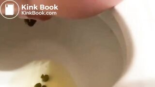 SCAT - Sexy girls Pooping 36