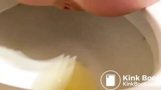 SCAT - Sexy girls Pooping 36
