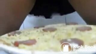 SCAT - Sexy girls Pooping 34