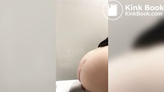 SCAT - Sexy girls Pooping 34