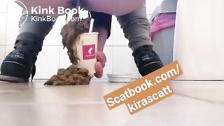 SCAT - Sexy girls Pooping 35