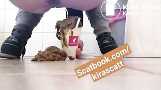 SCAT - Sexy girls Pooping 35