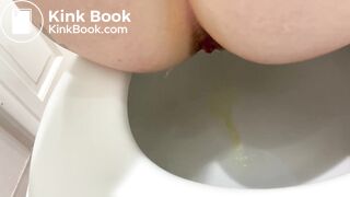 SCAT - Sexy girls Pooping 35