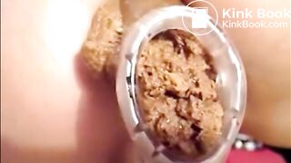 SCAT - Sexy girls Pooping 34