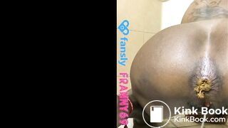 SCAT - Sexy girls Pooping 44