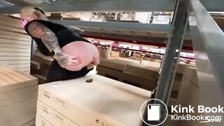 SCAT - Sexy girls Pooping 38