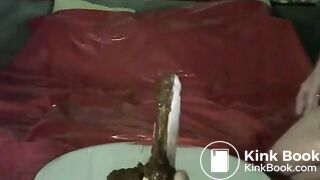 SCAT - Sexy girls Pooping 38