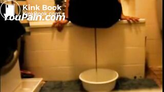 SCAT - Sexy girls Pooping 38