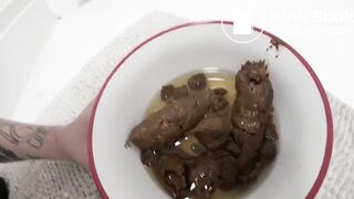 SCAT - Sexy girls Pooping 37
