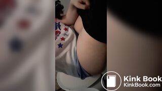 SCAT - Sexy girls Pooping 43