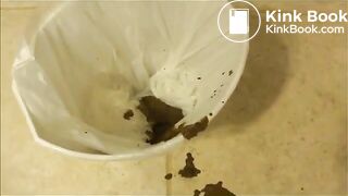 SCAT - Sexy girls Pooping 38