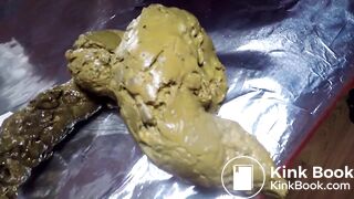 SCAT - Sexy girls Pooping 42